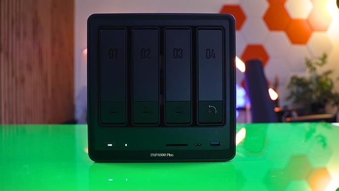 Amazon.com: UGREEN NASync DXP8800 Plus 8-Bay Desktop NAS